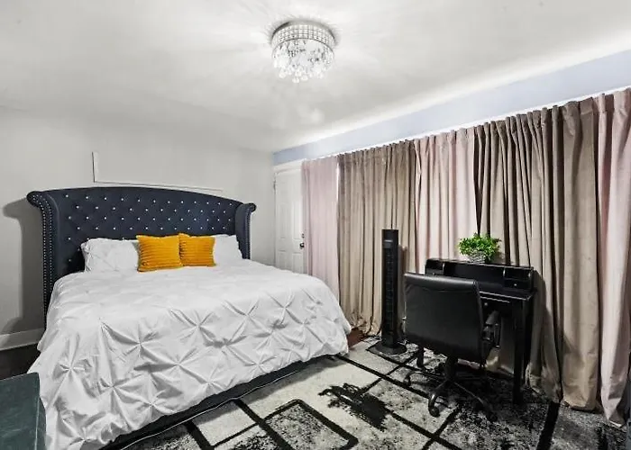 Villa Hamaline Luxury Chicago